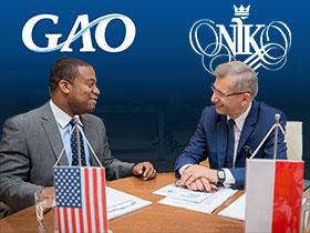 Krzysztof Kwiatkowski podczas spotkania z Jamesem-Christianem Blockwoodem