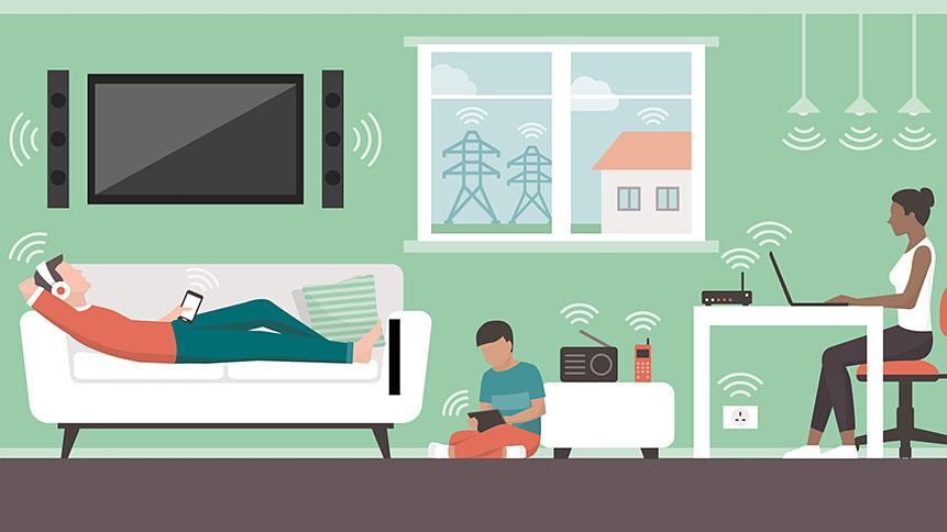 Ilustracja przedstawiająca rodzinę (mężczyzna, dziecko i kobieta) w domu, różne urządzenia w domu i poza nim (widoczne za oknem) emitują promenowanie elektromagnetyczne