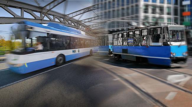 Kolaż zdjęć: Autobus komunikacji miejskiej w kolorach MPK Legnica i wrocławski tramwaj starego typu