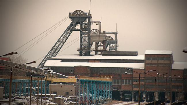 Wieże kopalni węgla