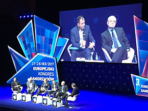 Sesja plenarna na&nbsp;Europejskim Kongresie Samorządów