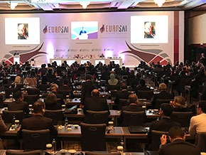 Zdjęcie z obrad kongresu EUROSAI 2