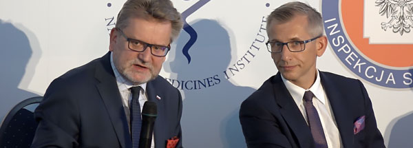 © Piotr Barciuk Jarosław Pinkas - Sekretarz Stanu w Kancelarii Prezesa Rady Ministrów zabiera głos obok Krzysztof Kwiatkowski Prezes NIK