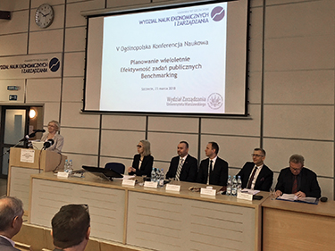 Konferencja Planowanie wieloletnie - efektywność wydatków publicznych -benchmarking w&nbsp;Szczecinie