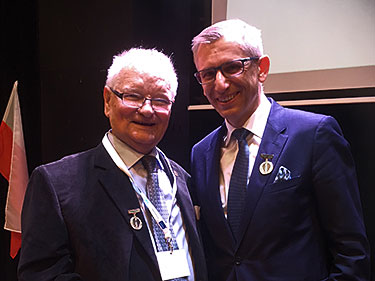 Prezes NIK Krzysztof Kwiatkowski z&nbsp;Przewodniczącym Stowarzyszenia Dzieci Wojny - Włodzimierz Wołoszyński