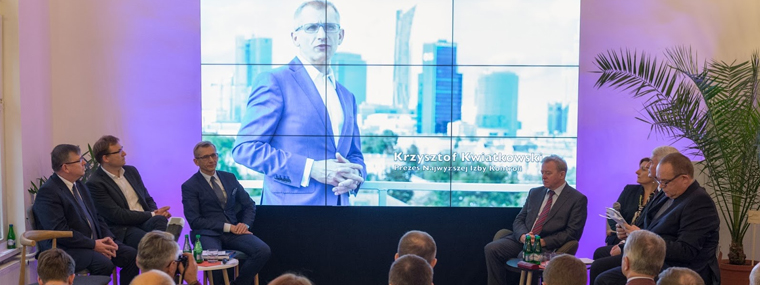 Prezes NIK Krzysztof Kwiatkowski na wideo prezentowanym uczestnikom wideo