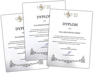 Dyplomy dla zwycięzców konkursu o&nbsp;wiedzy o&nbsp;NIK