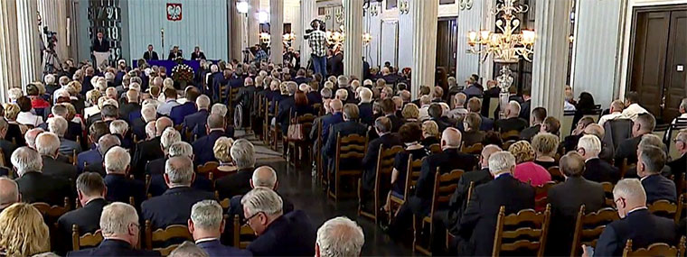 Prezydent Andrzej Duda przemawia na&nbsp;obchodach rocznicowych w&nbsp;Sejmie