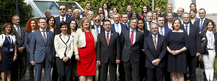 Pamiątkowe zdjęcie ze&nbsp;spotkania szefów NOK EUROSAI na&nbsp;Łotwie