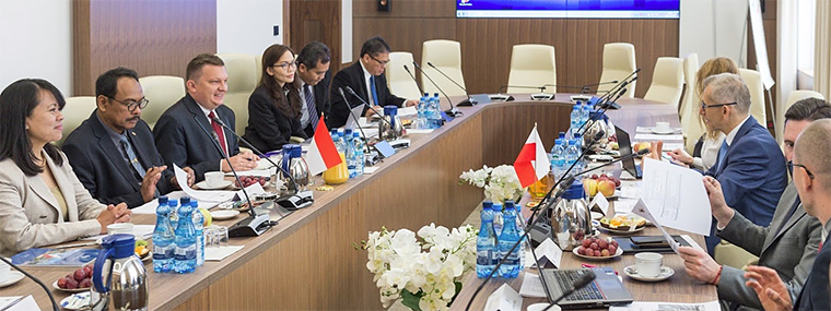 Delegacja NOK Indonezji w trakcie wizyty w siedzibie NIK - spotkanie robocze z udziałem Prezesa NIK Krzysztofa Kwiatkowskiego