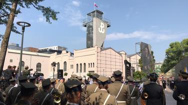 kompania reprezentacyjna i&nbsp;znak PW