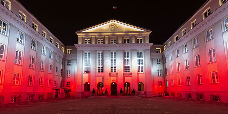 Illuminated headquarters of NIK 