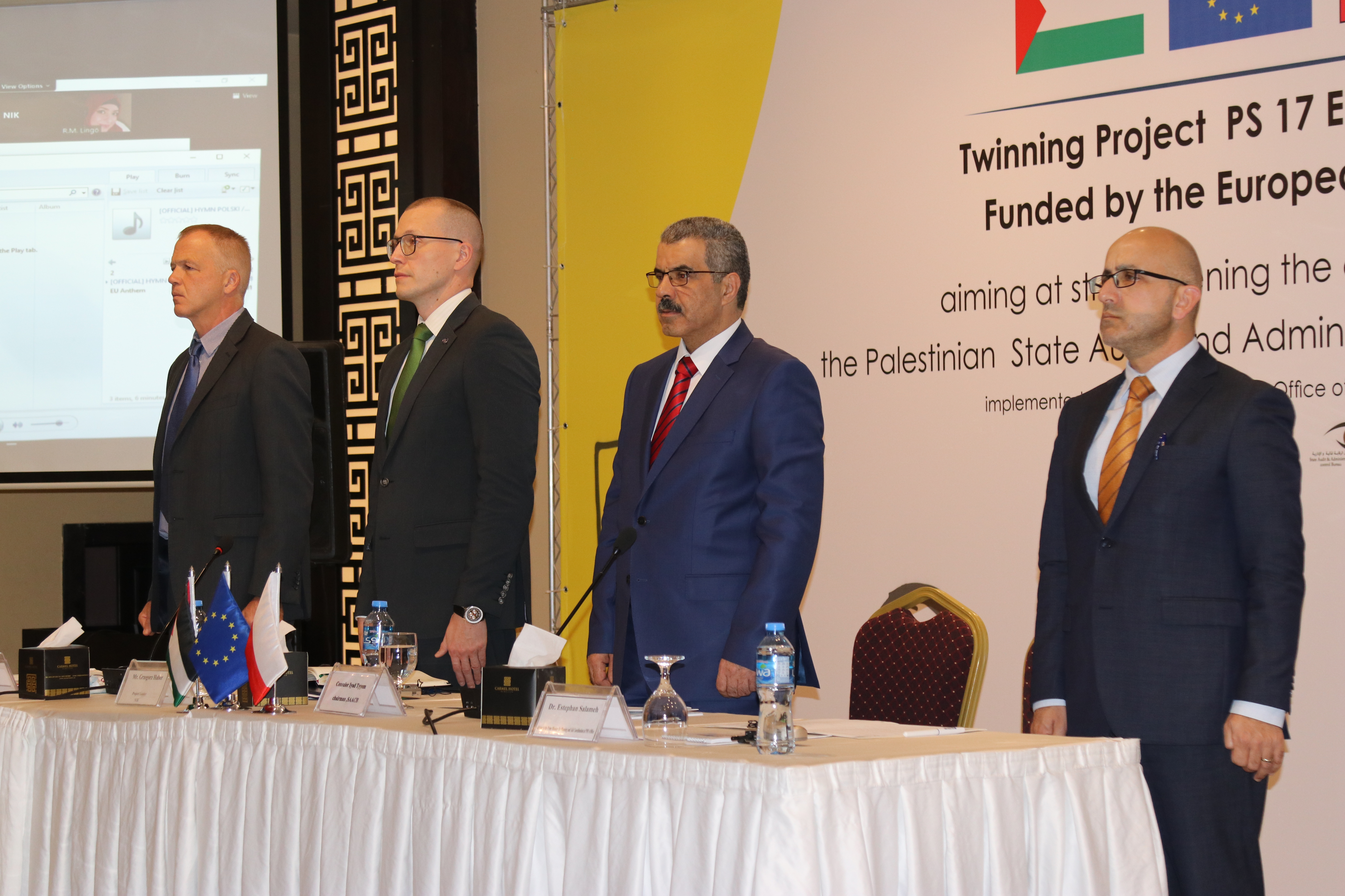 Representatives of the Supreme Audit Institutions of Poland and Palestine during national anthems of both countries