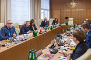Meeting of NIK Management Board representatives with the delegation of the European Court of Auditors at NIK headquarters